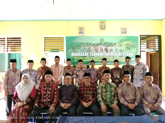 Kepala MIN 1 Tebo Hadiri  Rapat Penting KKKM di MTsN 3 Tebo