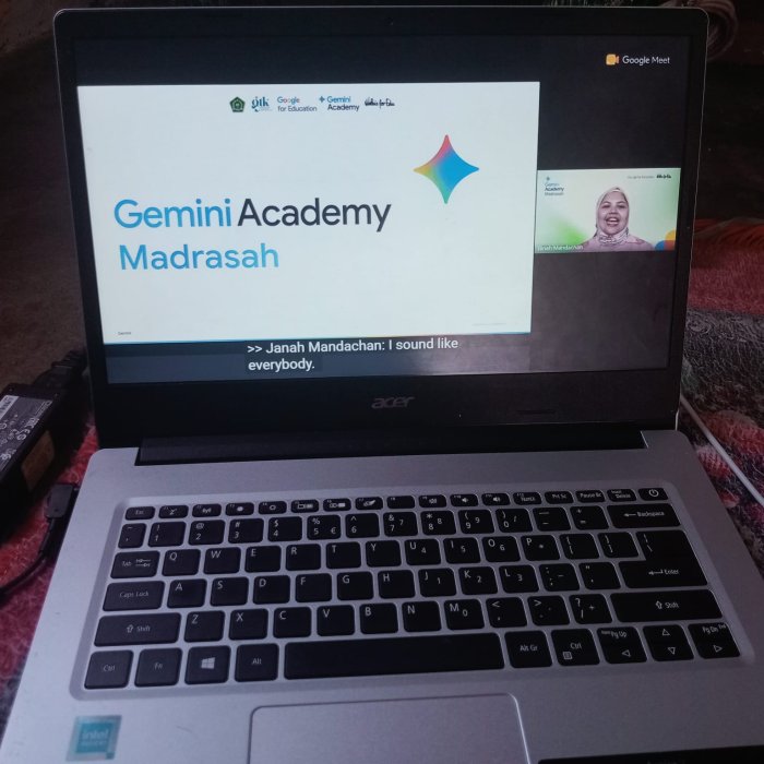 Sejumlah Dewan Guru MIN 1 Tebo Ikuti Pelatihan AI Gemini Academy Tahun 2026