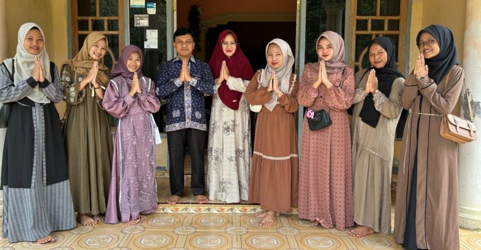 Alumni MIN 1 Tebo Gelar Kegiatan Silaturahmi ke Rumah Dewan Guru Dengan Penuh Antusias