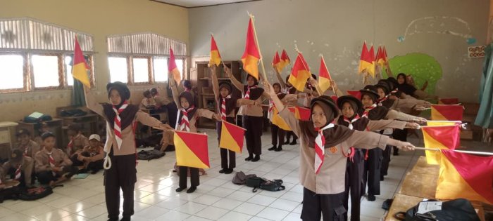 MIN 1 Tebo Kembangkan Disiplin Siswa Lewat Pelaksanaan Ektrakurikuler Pramuka Rutin Setiap Hari Jumat