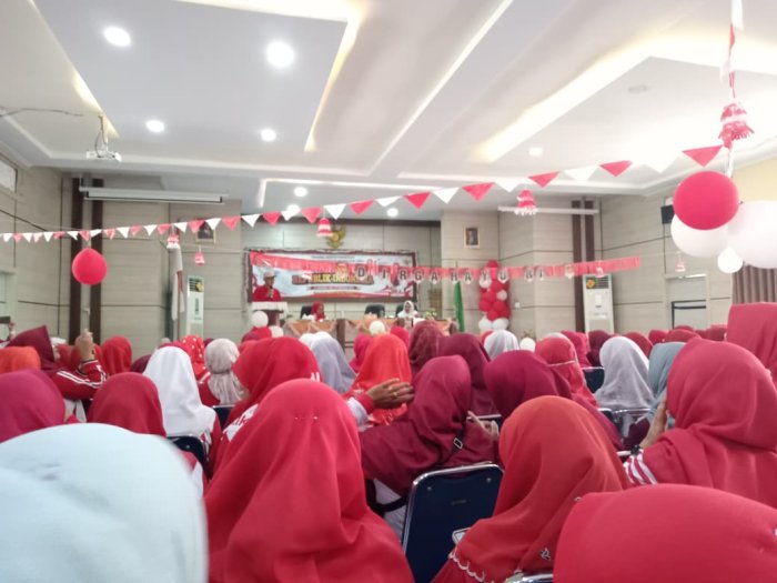 Tim Darma Wanita Persatuan MIN 1 Tebo Ikuti Pembukaan Kegiatan Lomba Ceria di Kantor Kementerian Agama Kabupaten Tebo Tim Darma Wanita Persatuan MIN 1 Tebo Ikuti Pembukaan Kegiatan Lomba Ceria di Kantor Kementerian Agama Kabupaten Tebo