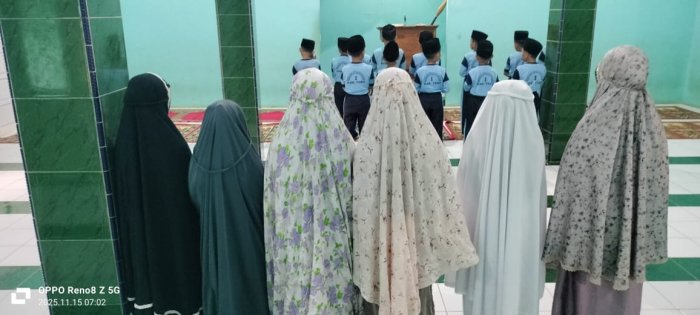 Siswa Kelas 3 MIN 1 Tebo Rutin Laksanakan Pembiasaan Sholat Dhuha Setiap Sabtu