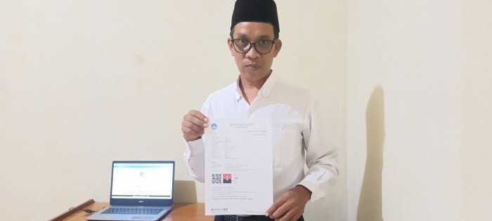 Salah Satu Dewan Guru MIN 1 Tebo Ikuti Ujian Pengetahuan PPG Tahun 2025