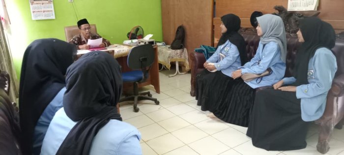 Mahasiswa Universitas Islam Yasni Bungo Adakan Kegiatan Observasi Bersama Siswa MIN 1 Tebo di Madrasah