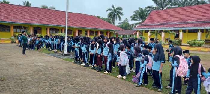 Kepala MIN 1 Tebo Berikan Arahan Kepada Siswa Terkait Pelaksanaan TKA Tahun 2026 di Lingkungan Madrasah