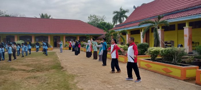Dewan Guru MIN 1 Tebo Aktif Ikuti Kegiatan Senam Setiap Sabtu