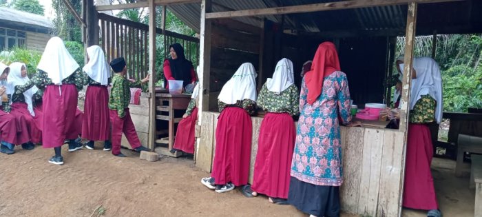 Kantin Sehat MIN 1 Tebo Sajikan Menu Sehat dan Bergizi Setiap Hari