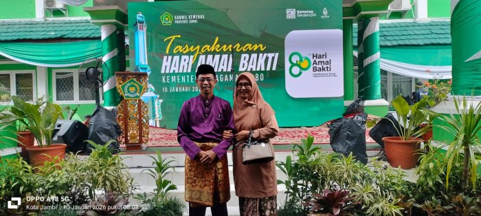 Kepala MIN 1 Tebo Hadiri Puncak Peringatan Hari Amal Bakti Ke-80 Tahun di Provinsi Jambi Kepala MIN 1 Tebo Hadiri Puncak Peringatan Hari Amal Bakti Ke-80 Tahun di Provinsi Jambi