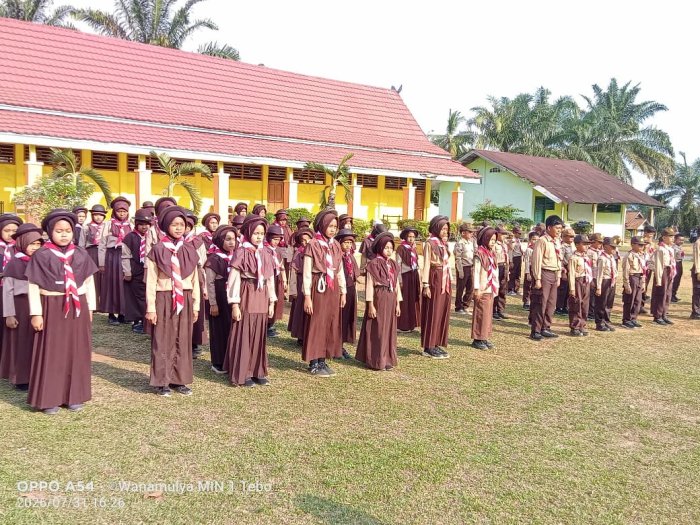 Siswa MIN 1 Tebo Antusias Ikuti Latihan Pramuka Persiapkan Diri Ikuti Perkemahan Pada Bulan Agustus Mendatang Siswa MIN 1 Tebo Antusias Ikuti Latihan Pramuka Persiapkan Diri Ikuti Perkemahan Pada Bulan Agustus Mendatang