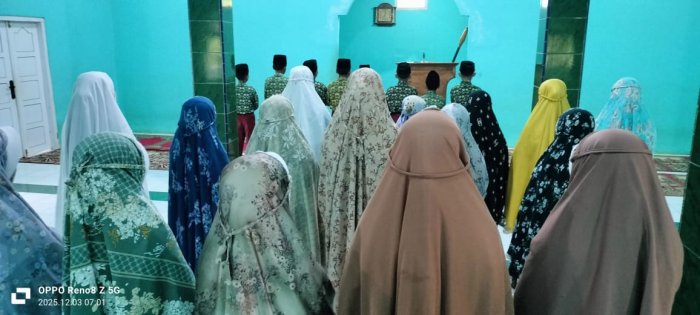 Siswa Kelas 5 MIN 1 Tebo Laksanakan Sholat Dhuha Sebelum Pelaksanaan SAS di Mulai Siswa Kelas 5 MIN 1 Tebo Laksanakan Sholat Dhuha Sebelum Pelaksanaan SAS di Mulai