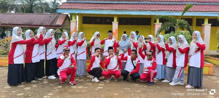 MIN 1 Tebo Gelar Silaturahmi Mengucap Rasa Syukur Kenaikan Pangkat Kepala Madrasah MIN 1 Tebo Gelar Silaturahmi Mengucap Rasa Syukur Kenaikan Pangkat Kepala Madrasah