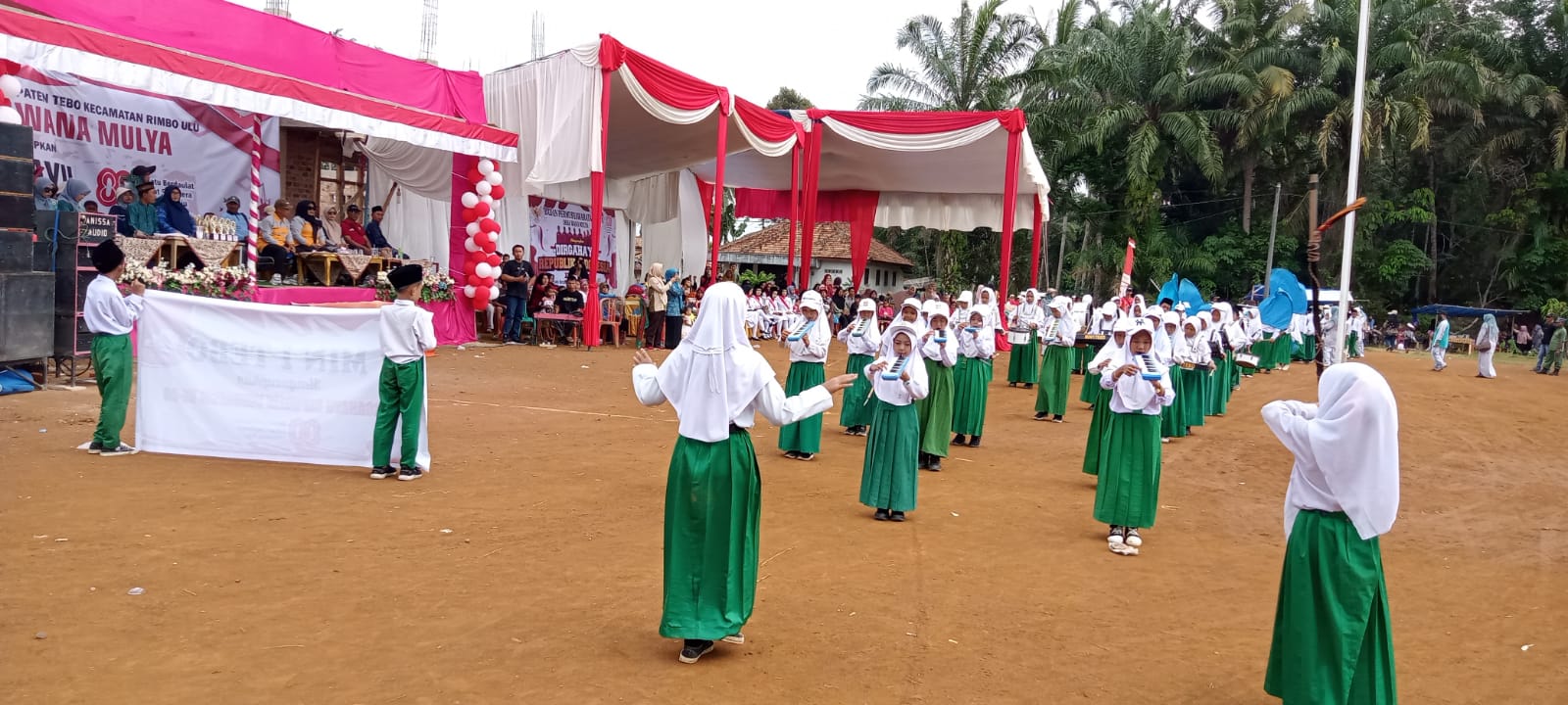 Kegiatan Pawai Desa Wanamulya Kegiatan Pawai Desa Wanamulya