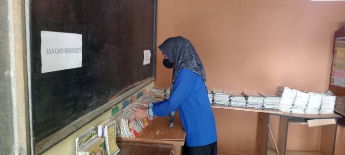 Kebersihan Perpustakaan MIN 1 Tebo,Dukung Kenyamanan Siswa Dalam Literasi Membaca Kebersihan Perpustakaan MIN 1 Tebo,Dukung Kenyamanan Siswa Dalam Literasi Membaca