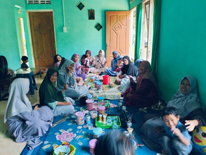 Dewan Guru MIN 1 Tebo Adakan Kegiatan Halal Bihalal Bentuk Momen Kebersamaan