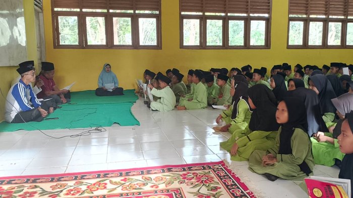 MIN 1 Tebo Rutin Gelar  Pembiasaan Istighosah di Hari Jumat