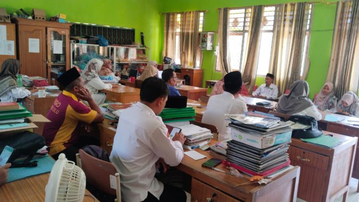 Kepala MIN 1 Tebo Gelar Brifing Bahas Program Madrasah dan MTQ Kecamatan Rimbo Ulu