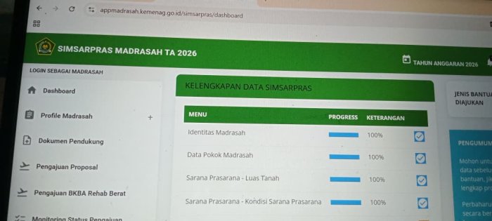 Staf TU MIN 1 Tebo Tinjau Ulang Data Pada Aplikasi Simsarpras Staf TU MIN 1 Tebo Tinjau Ulang Data Pada Aplikasi Simsarpras