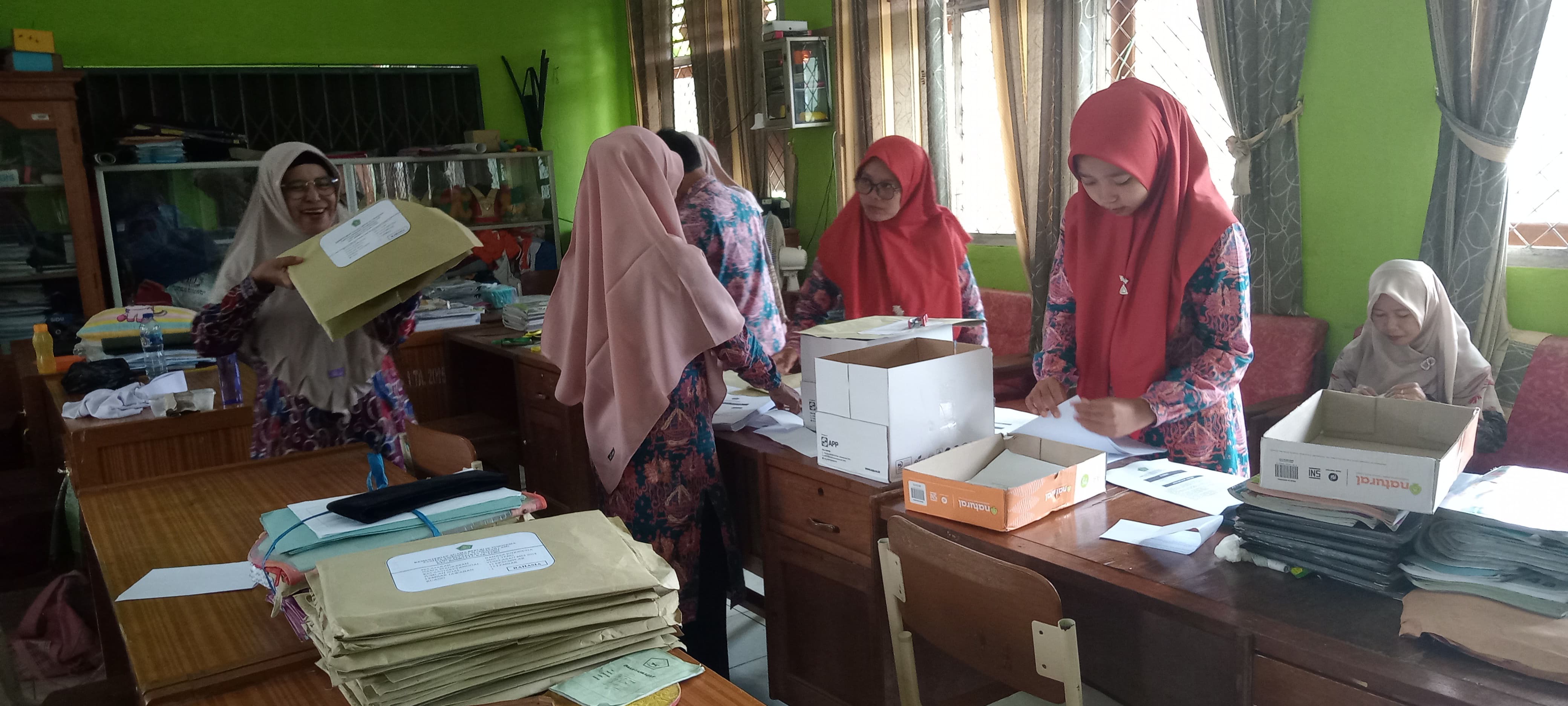 Hadapi Asesmen Madrasah, MIN 1 Tebo PACKING Soal Ujian Hadapi Asesmen Madrasah, MIN 1 Tebo PACKING Soal Ujian