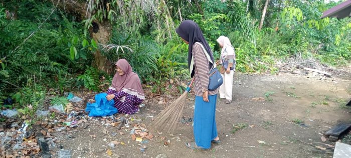 Kantin Sehat MIN 1 Tebo Gelar Aksi Bersih Lingkungan Kantin Setiap Hari