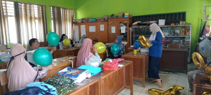 Dewan Guru MIN 1 Tebo Persiapkan Kegiatan MATAMUDA Dengan Penuh Antusias Dewan Guru MIN 1 Tebo Persiapkan Kegiatan MATAMUDA Dengan Penuh Antusias
