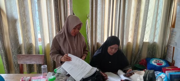 Bendahara MIN 1 Tebo Selesaikan Pelaporan Dana BOS di Madrasah