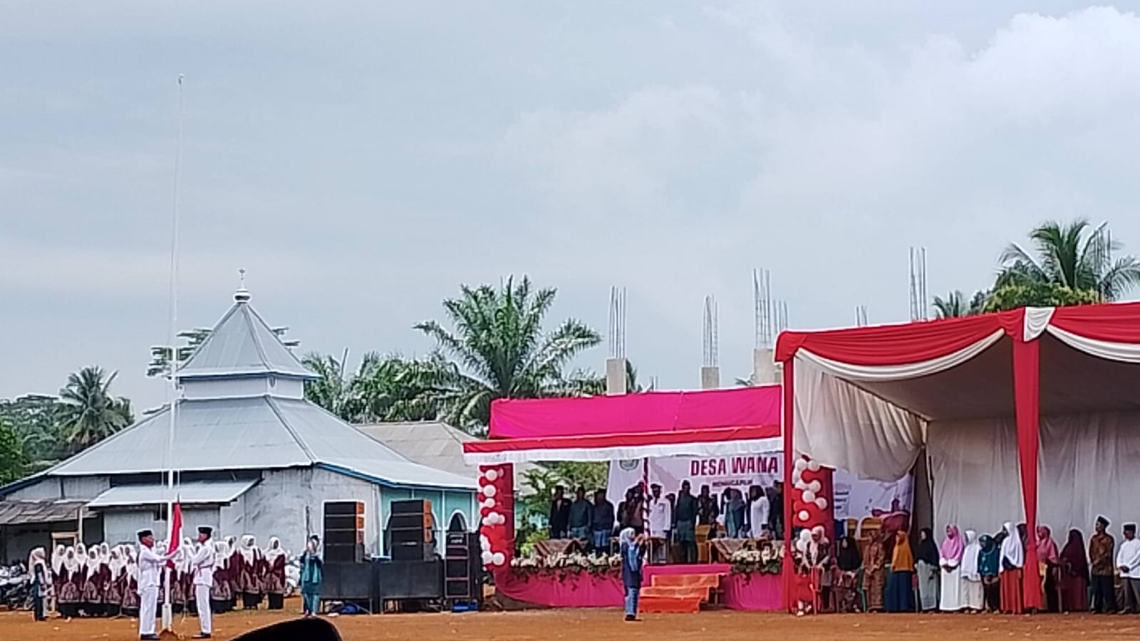 MIN 1 Tebo Hadiri Upacara HUT RI Ke 80 Tahun 2025