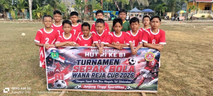 Tim Sepak Bola MIN 1 Tebo Raih Juara Tiga Pada Ajang Wana Reja Cup Tahun 2026 Tim Sepak Bola MIN 1 Tebo Raih Juara Tiga Pada Ajang Wana Reja Cup Tahun 2026