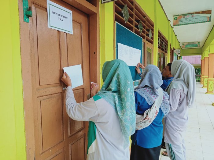 Panitia TKA MIN 1 Tebo Gelar Finishing Siap Sukseskan Pelaksanaan Ujian Dengan Penuh Semangat