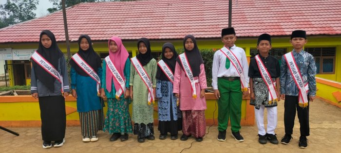 Siswa MIN 1 Tebo Sukses Laksanakan Tugas Upacara di Hari Sumpah Pemuda Tahun 2025