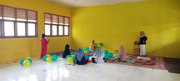 Dewan MIN 1 Tebo Gelar Kegiatan Dekorasi Ruang, Sambut Murid Baru di Madrasah Dewan MIN 1 Tebo Gelar Kegiatan Dekorasi Ruang, Sambut Murid Baru di Madrasah