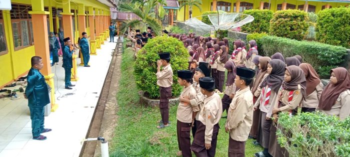 Kepala MIN 1 Tebo Sampaikan Pesan Penting Untuk Seluruh Siswa MIN 1 Tebo