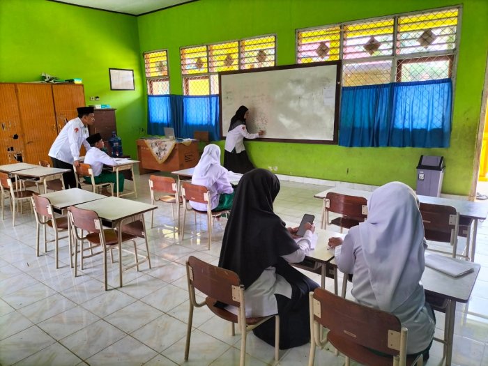 Ketiga Siswa MIN 1 Tebo Ikuti Bimbingan Intensif dan Siap Hadapi OMI Tingkat Provinsi