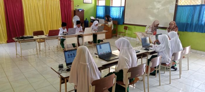 Pelaksanaan ANBK Hari Kedua Berjalan Sukses di MIN 1 Tebo Pelaksanaan ANBK Hari Kedua Berjalan Sukses di MIN 1 Tebo