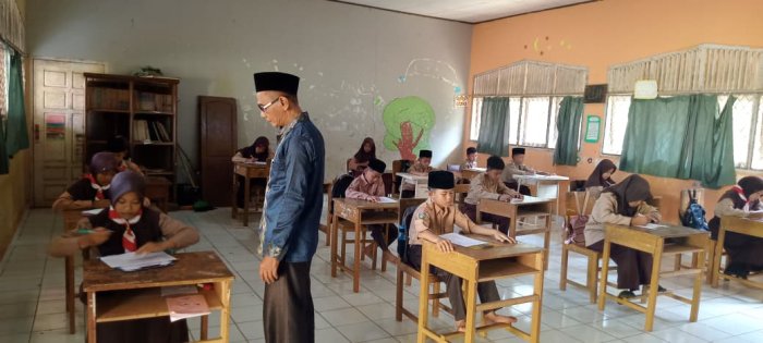 Siswa MIN 1 Tebo Jalani Pelaksanaan Asesmen Sumatif Akhir Semester Dengan Penuh Antusias