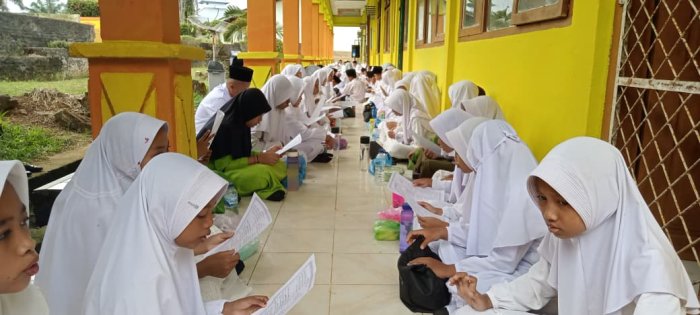 Keluarga Besar MIN 1 Tebo Gelar Istighosah Bersama Peringati Hari Santri 2025 Keluarga Besar MIN 1 Tebo Gelar Istighosah Bersama Peringati Hari Santri 2025