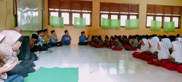 MIN 1 Tebo Gelar Doa Bersama Dukung Peserta OMI Tingkat Provinsi MIN 1 Tebo Gelar Doa Bersama Dukung Peserta OMI Tingkat Provinsi