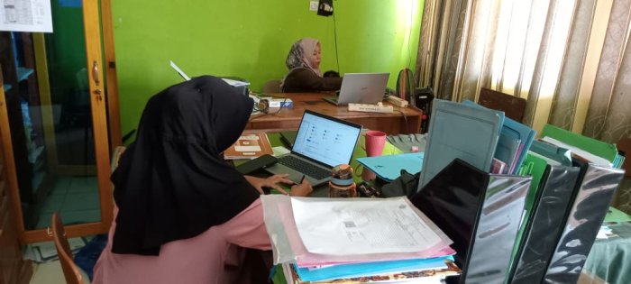 Staf TU dan Operator MIN 1 Tebo Hadir di Madrasah Siap Sukseskan PMB Tahun Ajaran 2026/2027