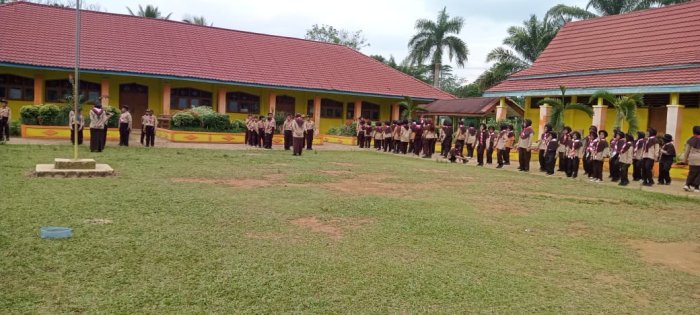 MIN 1 Tebo Tingkatkan Disiplin Lewat Latihan LKBB Pramuka