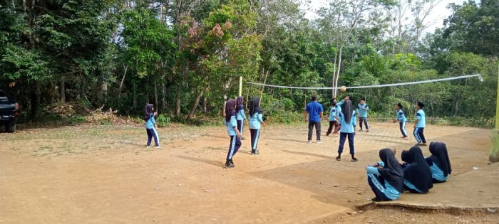 Siswa MIN 1 Tebo Manfaatkan Jam Istirahat Kembangkan Bakat Olahraga