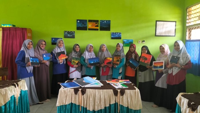 Dewan Guru MIN 1 Tebo Ungkap Rasa Bangga Terhadap Hasil Karya Siswa Dewan Guru MIN 1 Tebo Ungkap Rasa Bangga Terhadap Hasil Karya Siswa