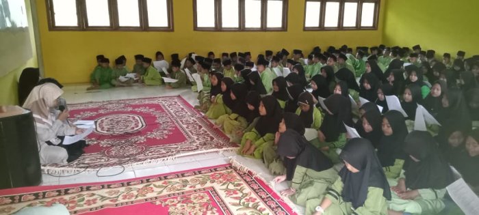 Siswa MIN 1 Tebo Antusias Ikuti Pembiasaan Hafalan Doa-Doa Harian di Lingkungan Madrasah