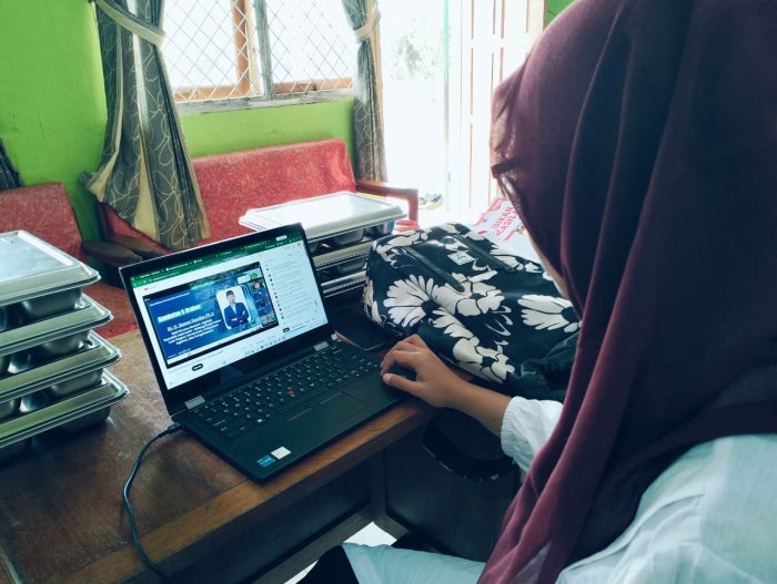 Sejumlah Guru MIN 1 Tebo Ikuti Mass Webinar Alef Education Kemenag RI Melalui Zoom Meeting Sejumlah Guru MIN 1 Tebo Ikuti Mass Webinar Alef Education Kemenag RI Melalui Zoom Meeting