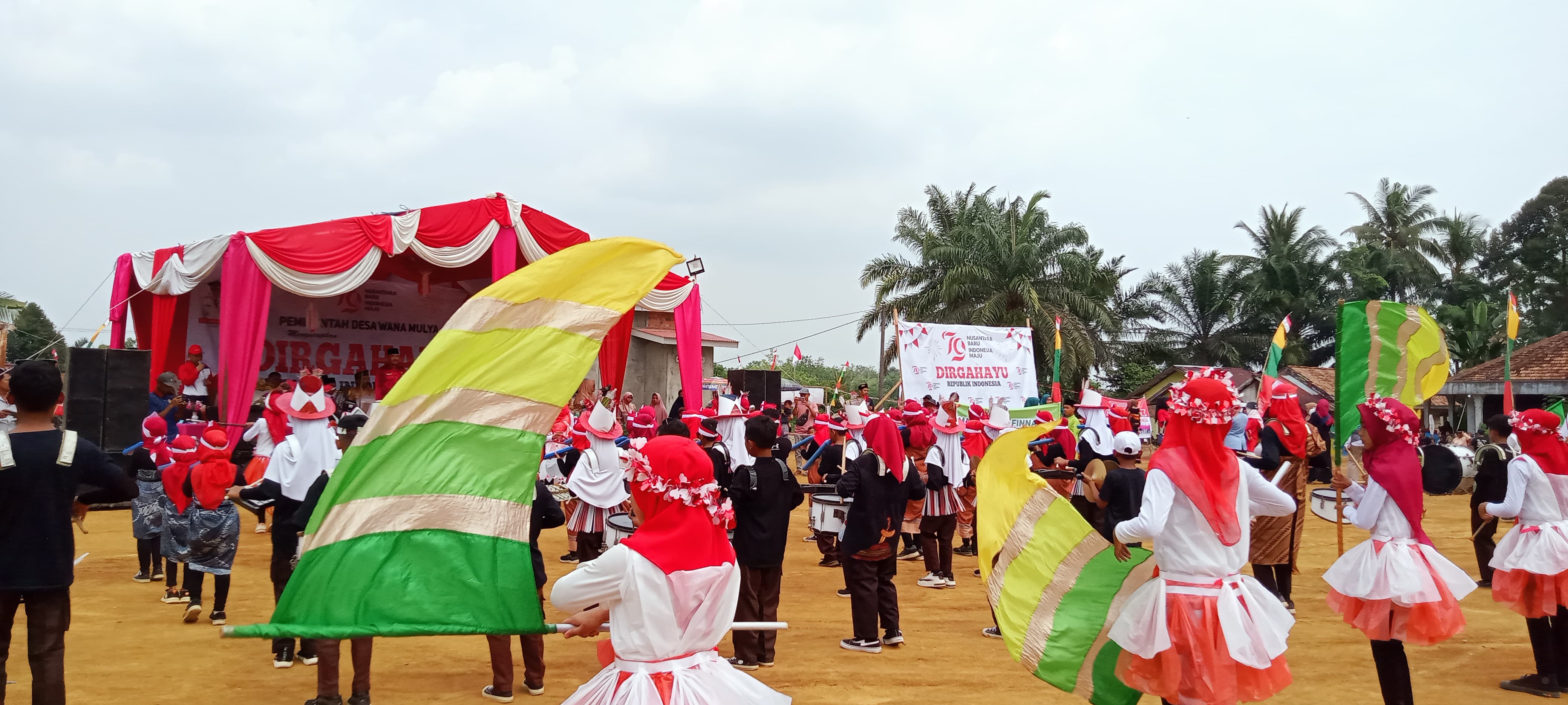 Partisipasi MIN 1 Tebo Dalam Karnaval Desa Wanamulya 2024 Partisipasi MIN 1 Tebo Dalam Karnaval Desa Wanamulya 2024