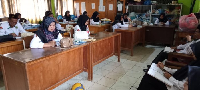 Kepala MIN 1 Tebo Adakan Rapat Koordinasi Bersama Dewan Guru Bahas Pelaksanaan TKA dan ASAS Tahun 2026