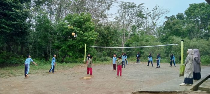 Siswa MIN 1 Tebo Ikuti Kegiatan Class Meeting Di Lingkungan Madrasah