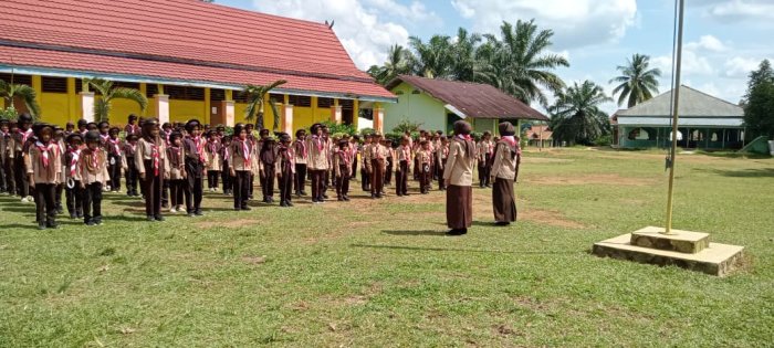 MIN 1 Tebo Gelar Kegiatan Pramuka Rutin dengan Antusias MIN 1 Tebo Gelar Kegiatan Pramuka Rutin dengan Antusias