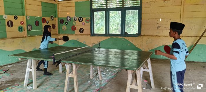 Guru MIN 1 Tebo Pantau Prestasi Non Akademik Siswa